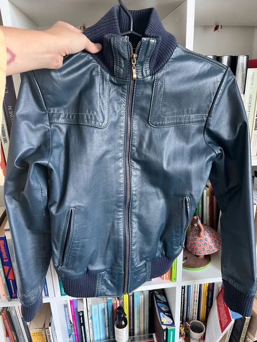 Leather jacket in really good conditions - Image 2