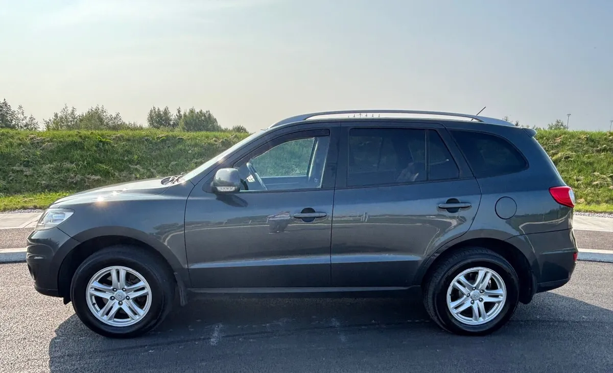 Hyundai Santa Fe 2.0ltr Comfort 7 Seater 2012 - Image 3