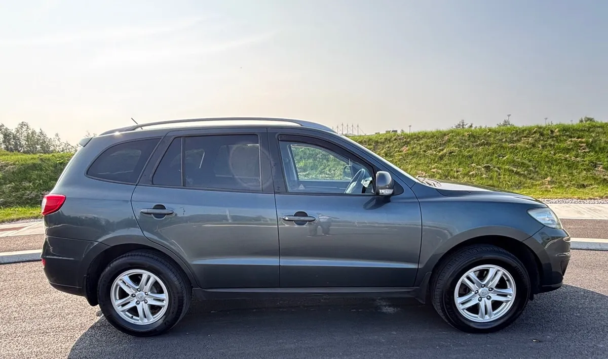 Hyundai Santa Fe 2.0ltr Comfort 7 Seater 2012 - Image 4