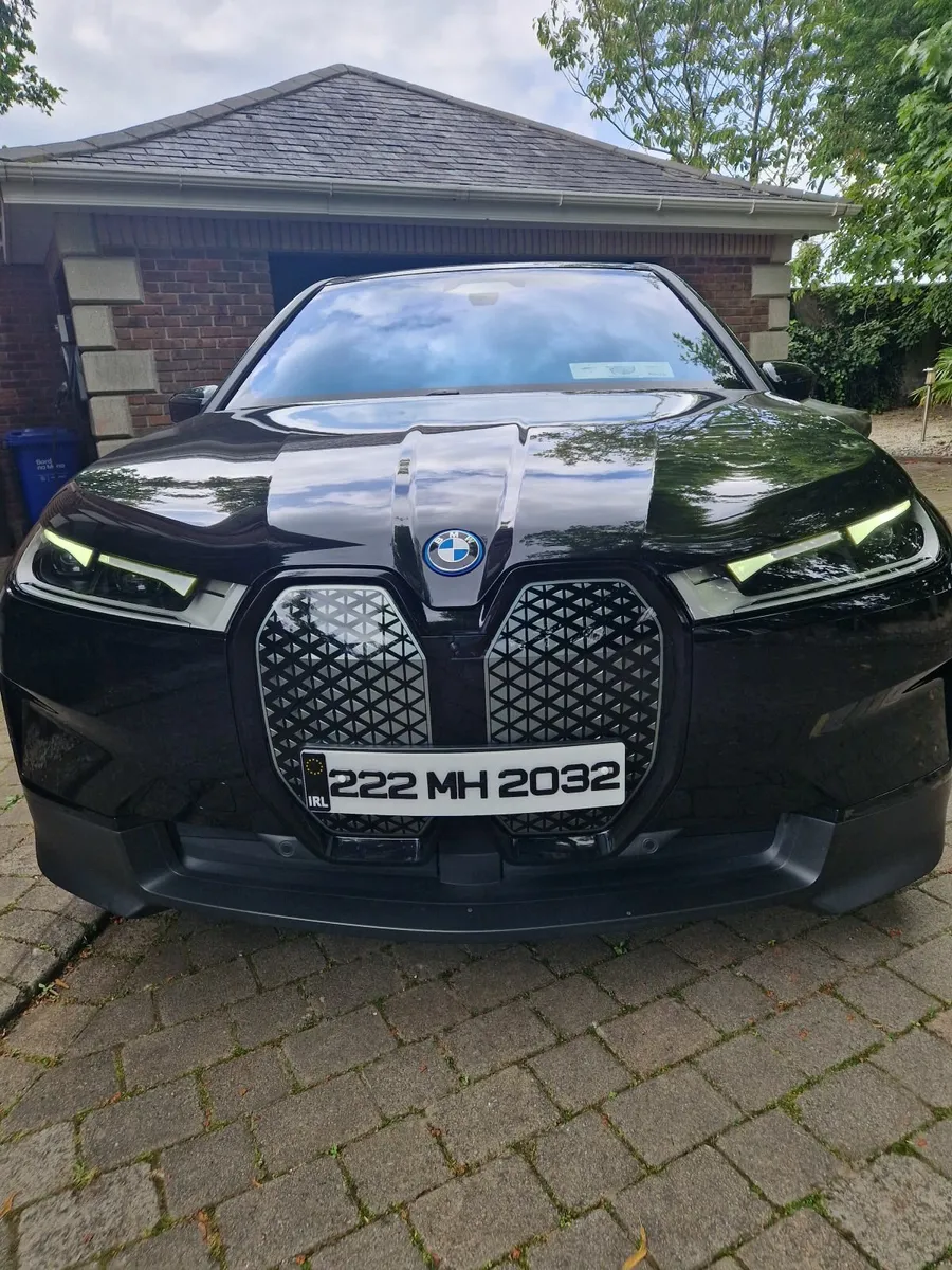 BMW iX3 2022 - Image 1