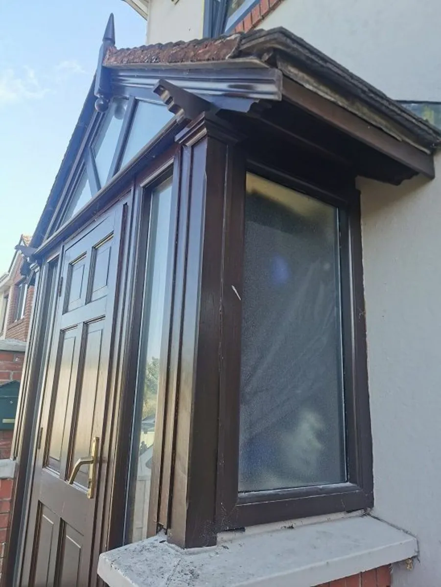 Free Front Porch: Double Glazed Windows. Teak Door - Image 3