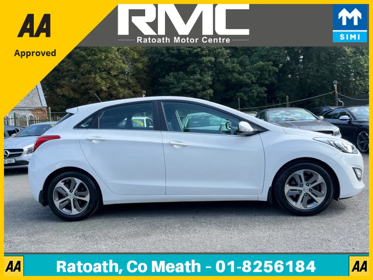 Hyundai i30 1.6 Crdi DELUXE - Image 3