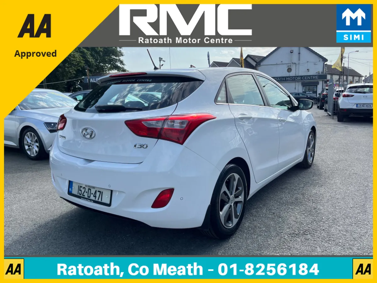 Hyundai i30 1.6 Crdi DELUXE - Image 4