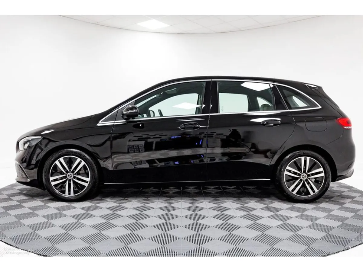 Mercedes-Benz B-Class *Super low mileage* B180d 2. - Image 4