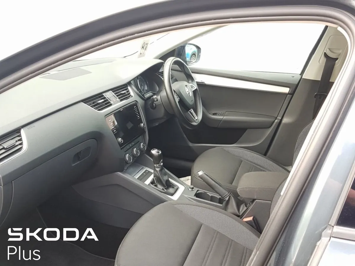 Skoda Octavia Ambition 1.6tdi 115HP - Image 4