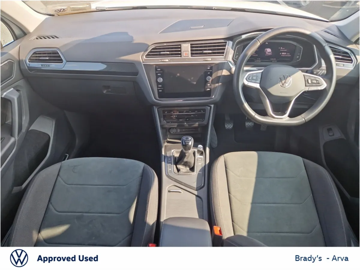 Volkswagen Tiguan ELEGANCE 2.0 TDI MANUAL 6SPEED F - Image 2