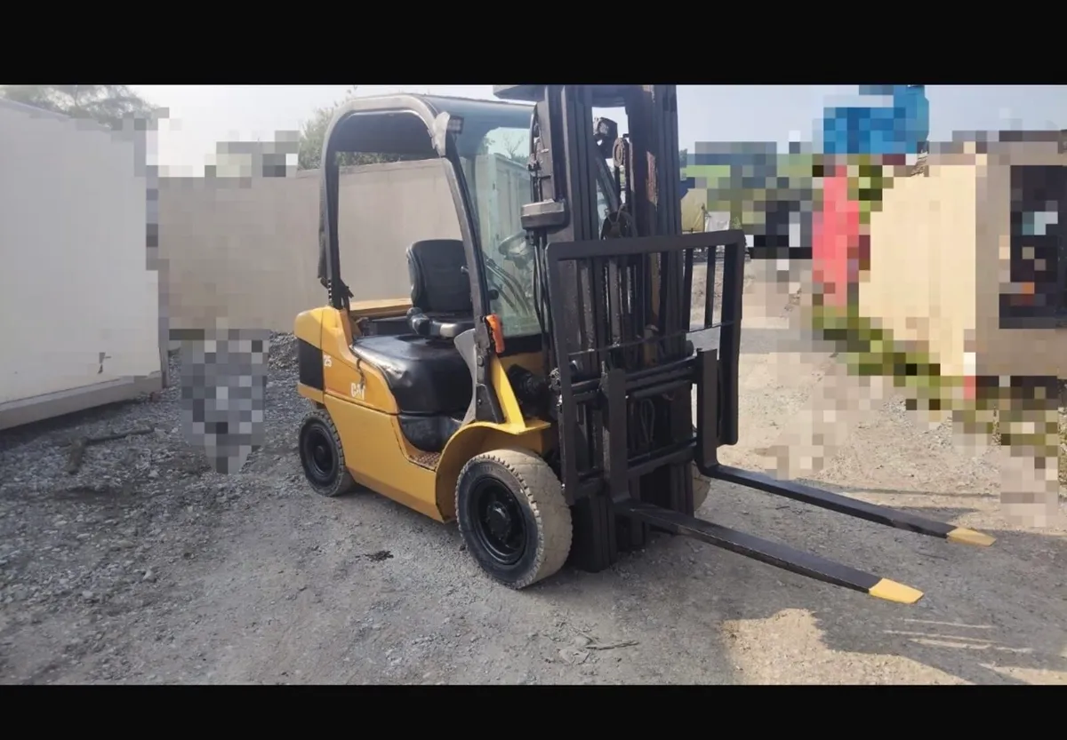 2.5ton cat forklift - Image 2