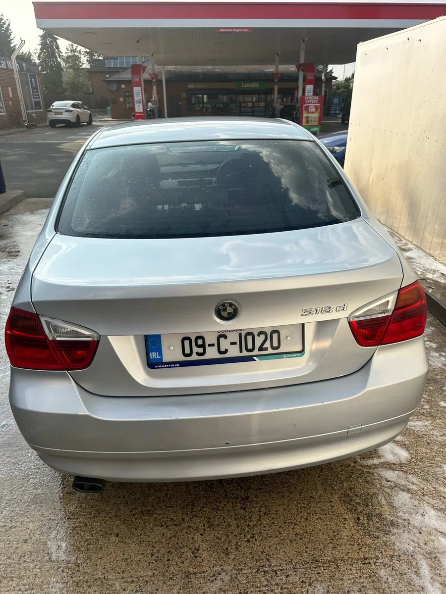 Bmw 318d - 2.0 - NCT Jan 2026 - Image 2
