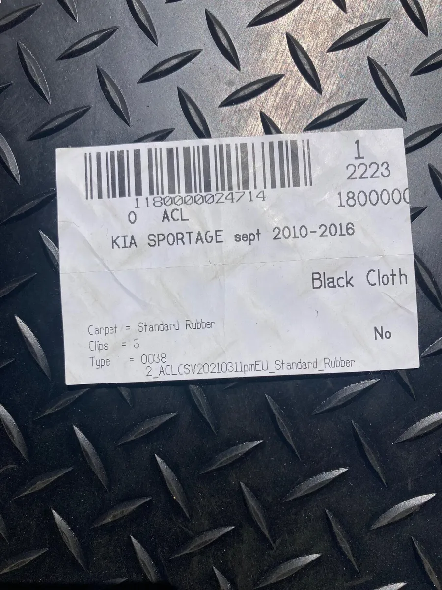 Kia Sportage Car Mat Set - Image 1