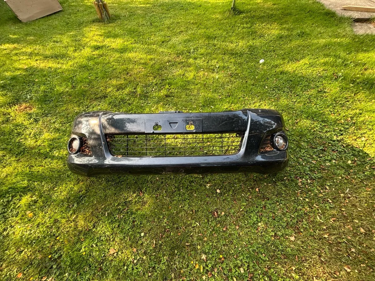 Toyota Hilux front bumper - Image 2