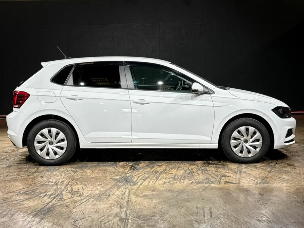 Volkswagen Polo 1.0 TSI AUTOMATIC - Image 3