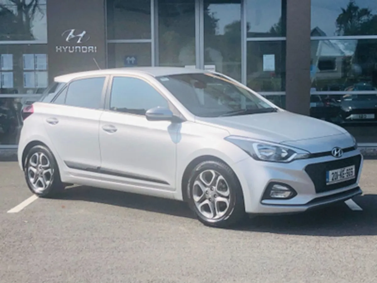 Hyundai i20 Deluxe 1.2 Petrol - Image 1