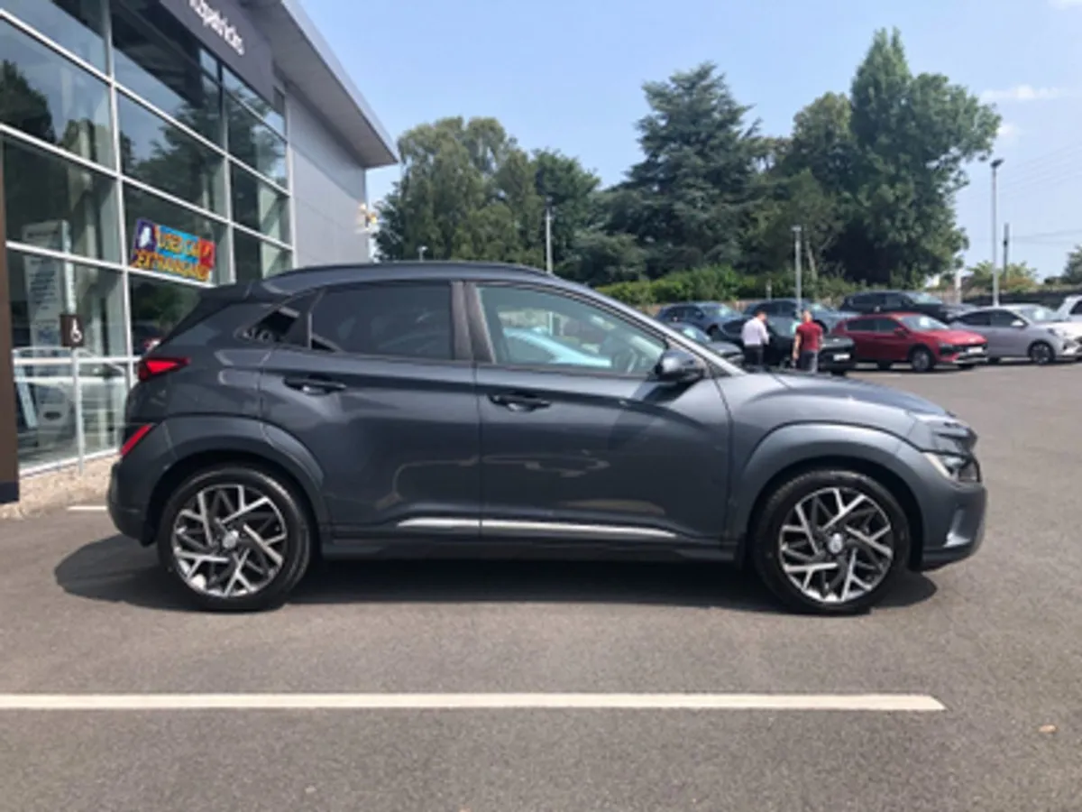 Hyundai Kona Executive 1.6 Hybrid - Image 4