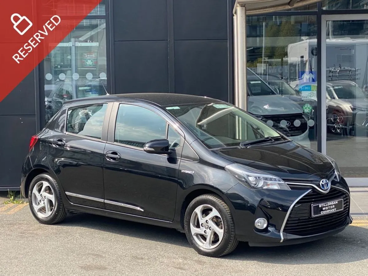 Toyota Yaris Hybrid Luxury Auto - Image 1