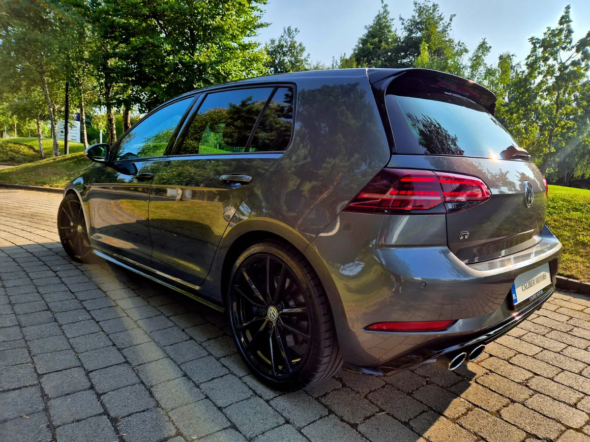 VW GOLF R 4MOTION 2.0 TSI 310BHP DSG - Image 4