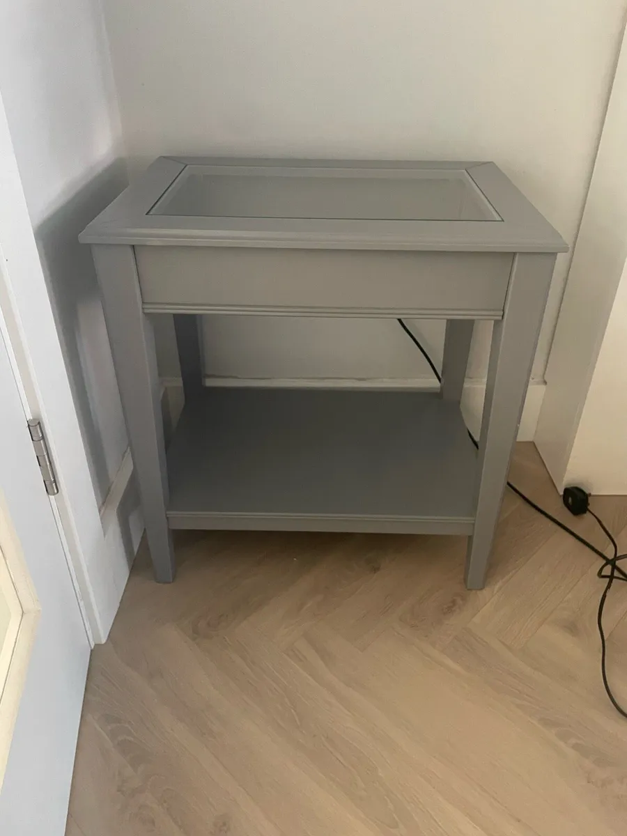 Hall table & matching size table - Image 3