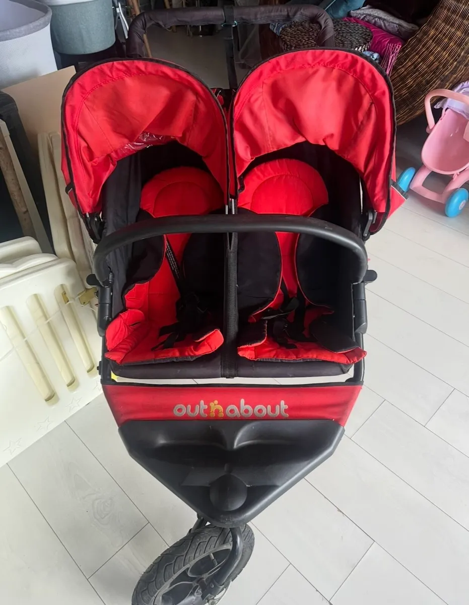 Out and about double red nipper - Image 2