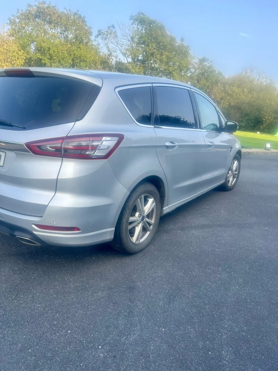 2017 Ford S-Max 180BHP (7 seater) - Image 3