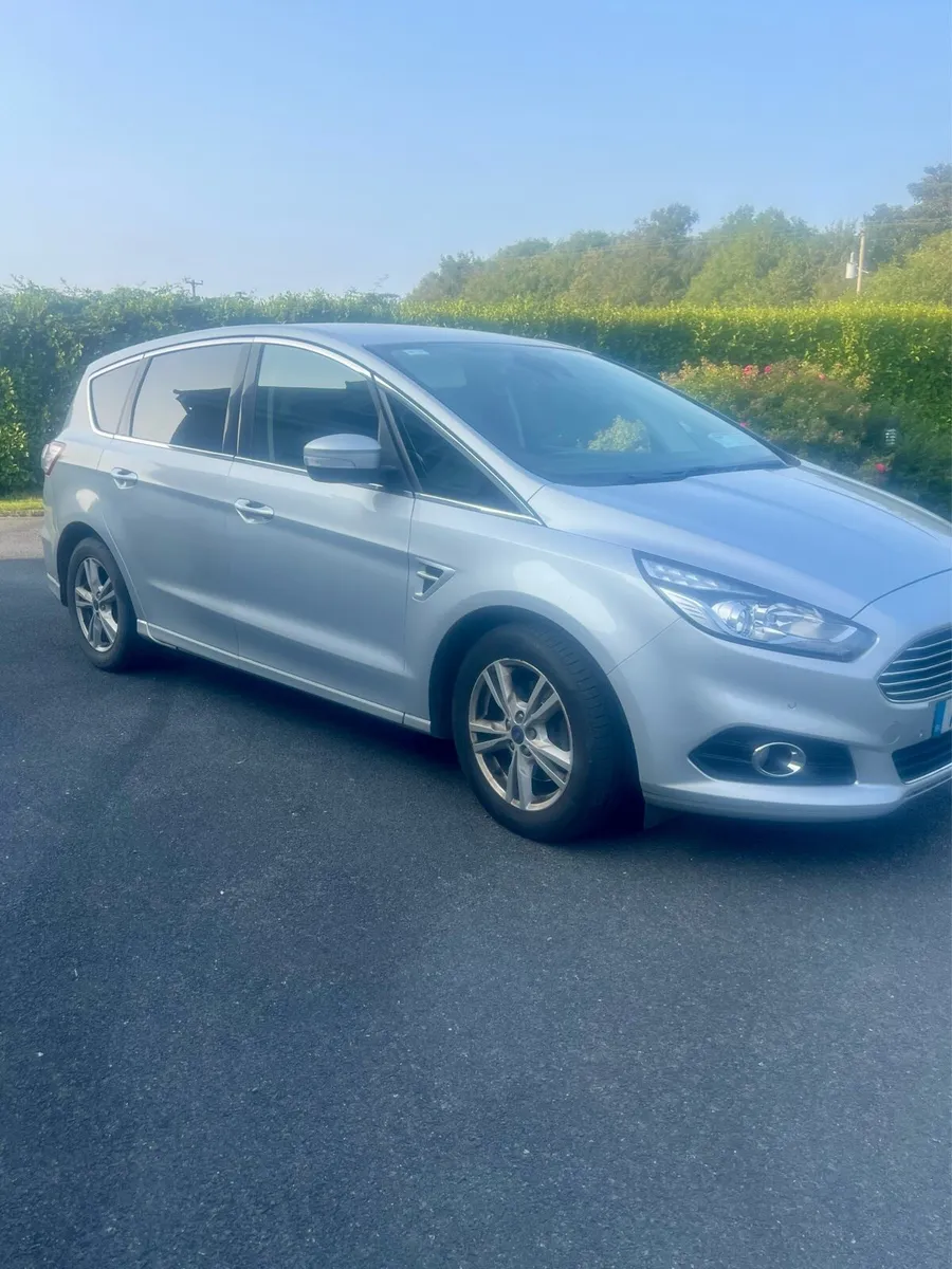2017 Ford S-Max 180BHP (7 seater) - Image 4