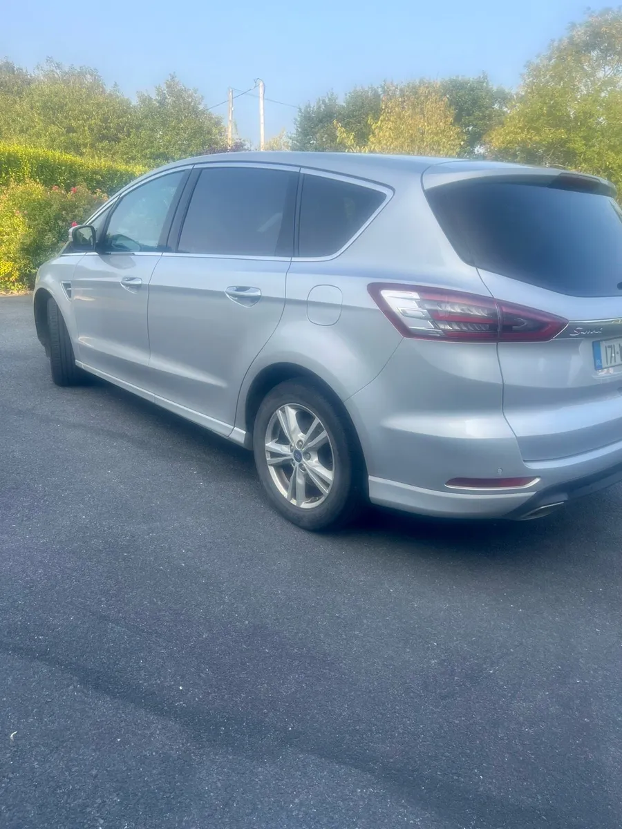 2017 Ford S-Max 180BHP (7 seater) - Image 4
