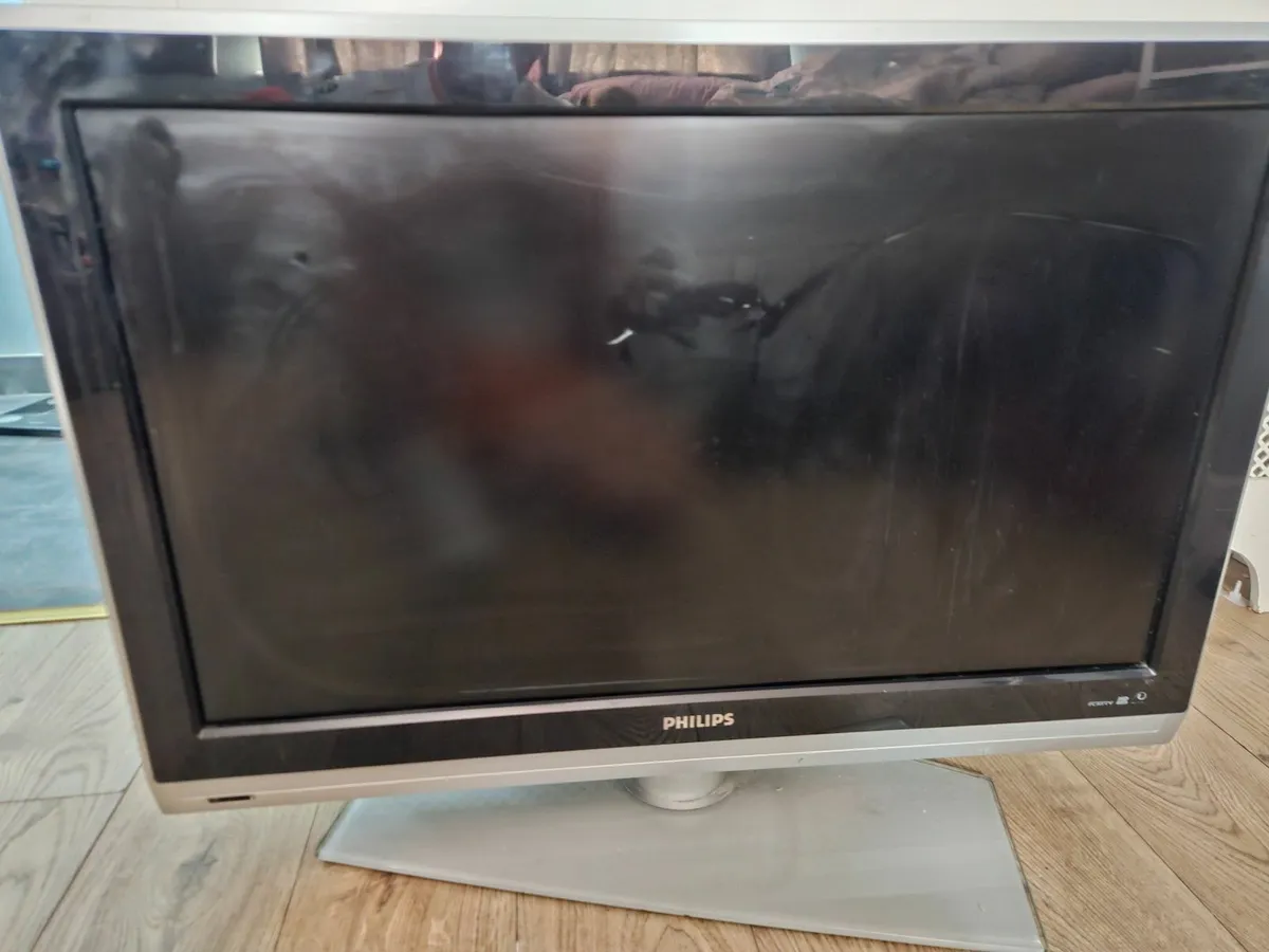 Philips 42" tv - Image 1