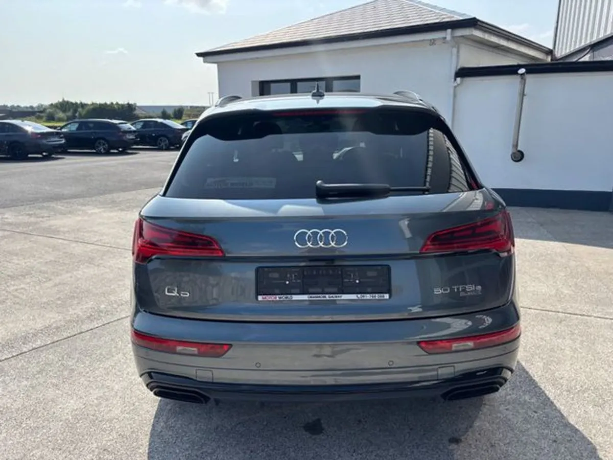 Audi Q5 Tfsi E S Line Edition 1 Quattro - Image 3