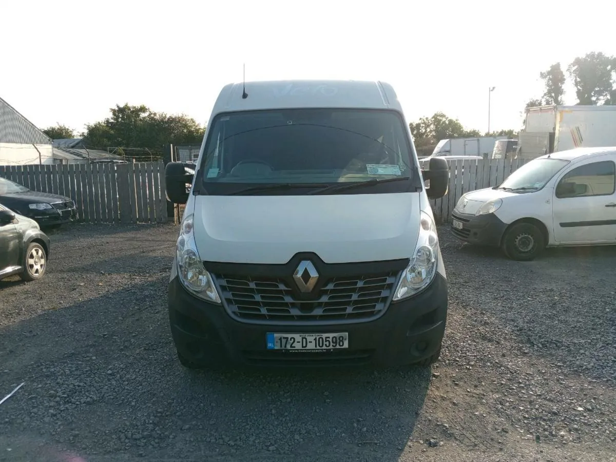 2017 renault master 160 km - Image 1