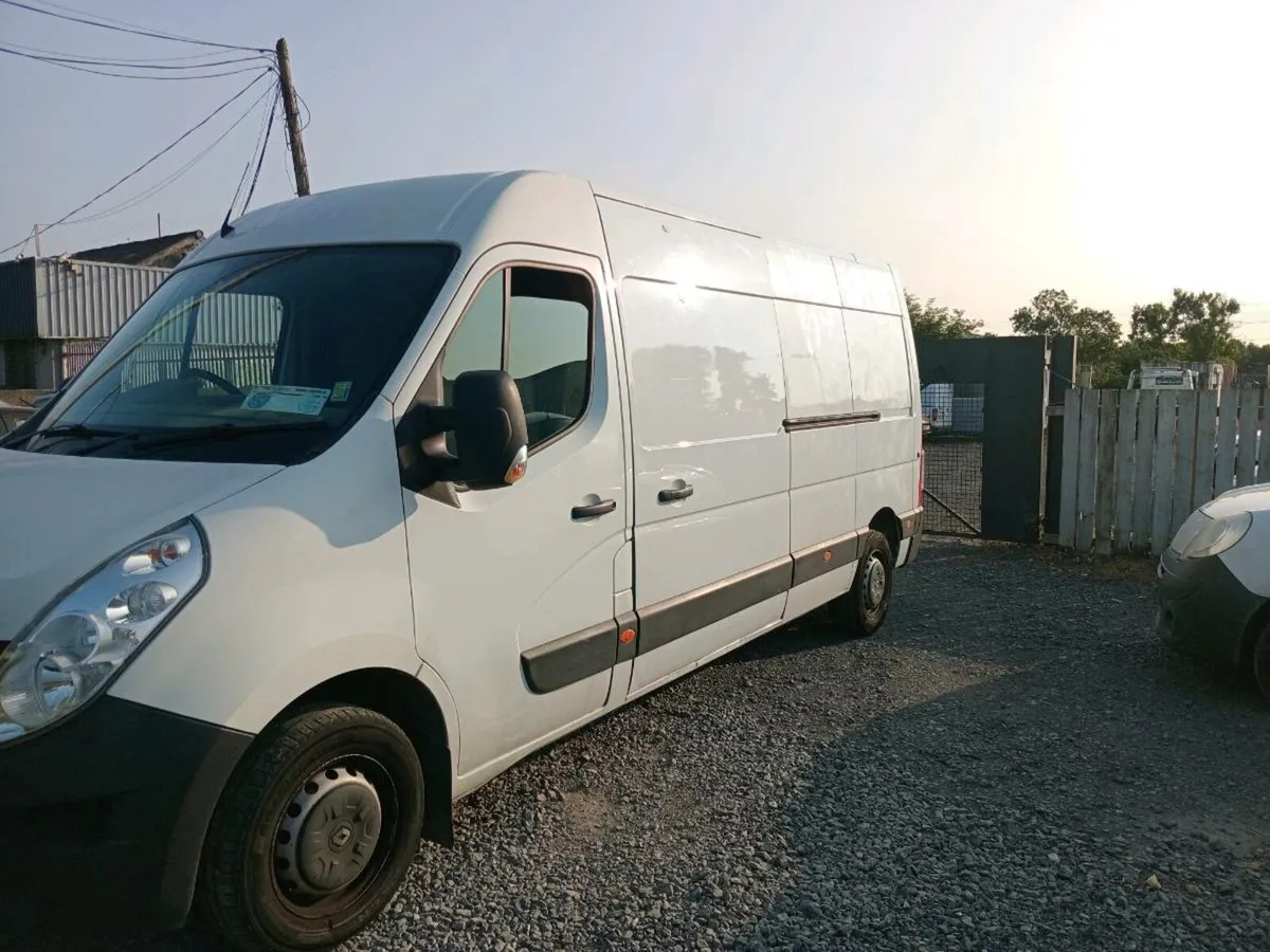 2017 renault master 160 km - Image 2