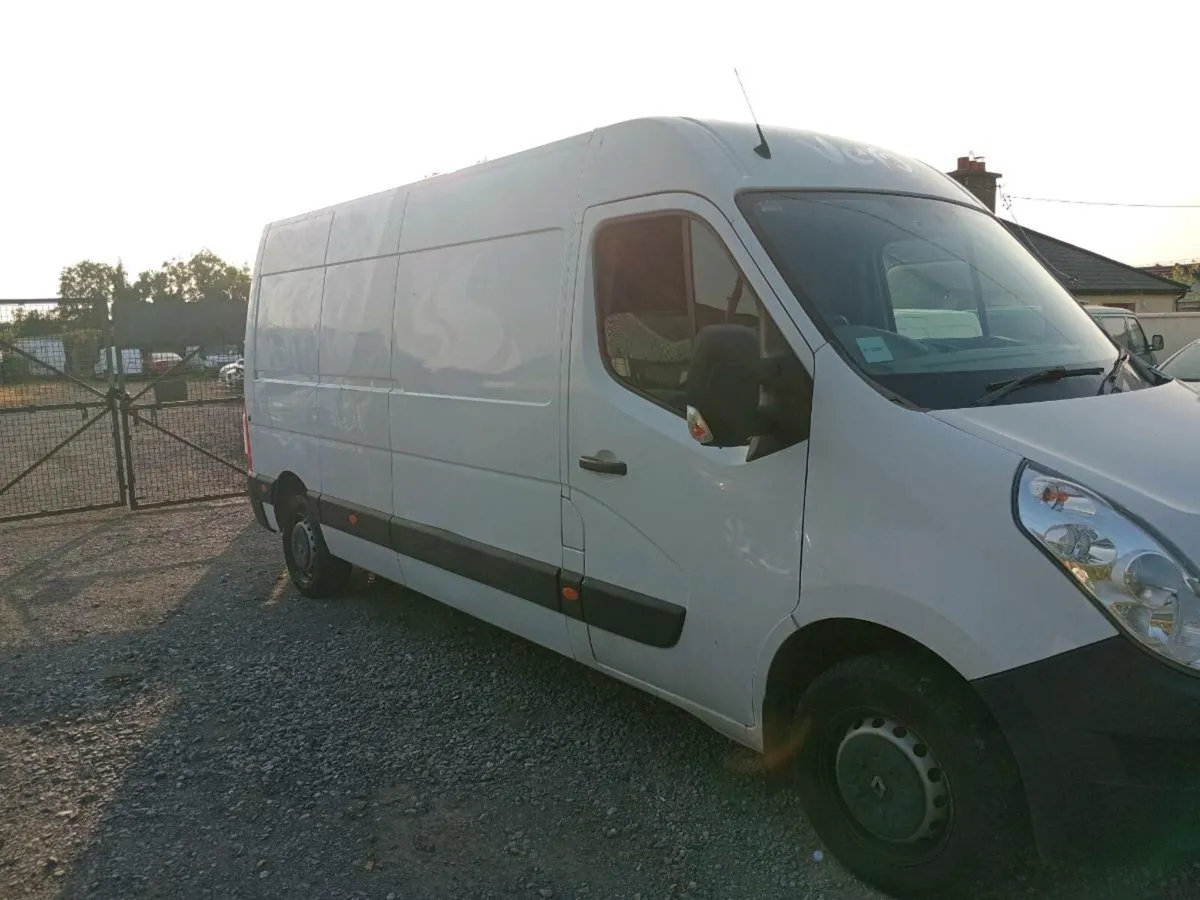 2017 renault master 160 km - Image 3