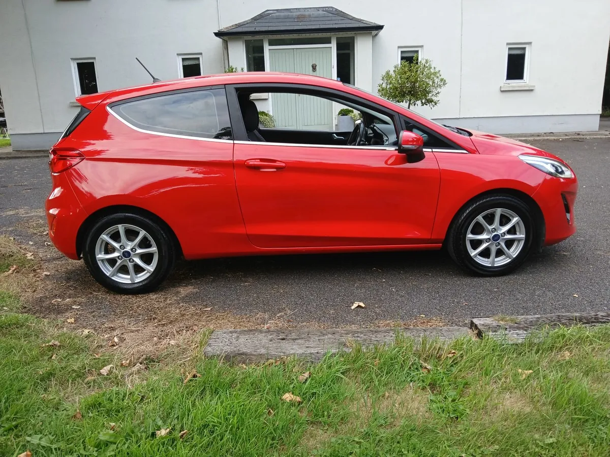 2017 Ford Fiesta Petrol NCT 08/26 - Image 3