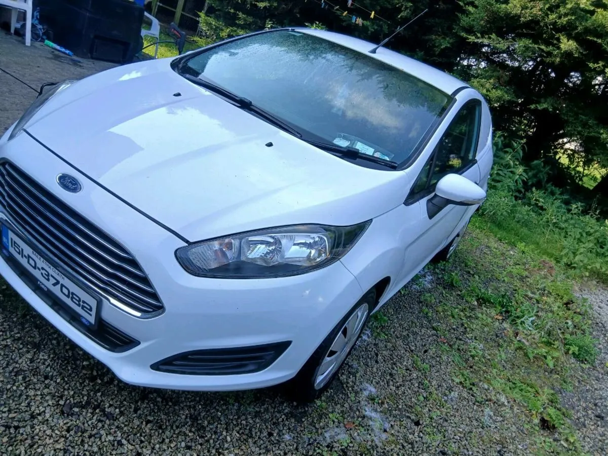 Ford fiesta - Image 2