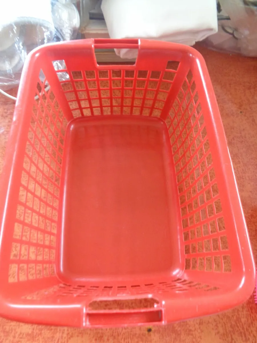 Curver Plastic Storage Basket for Sale - Image 3