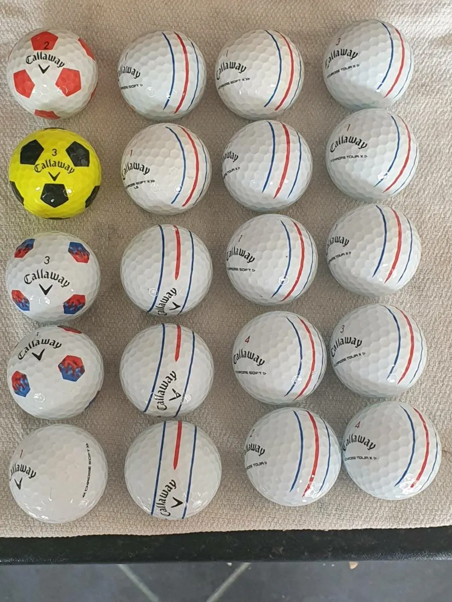 TAYLORMADE TP5  / CALLAWAY CHROME SOFT - Image 2
