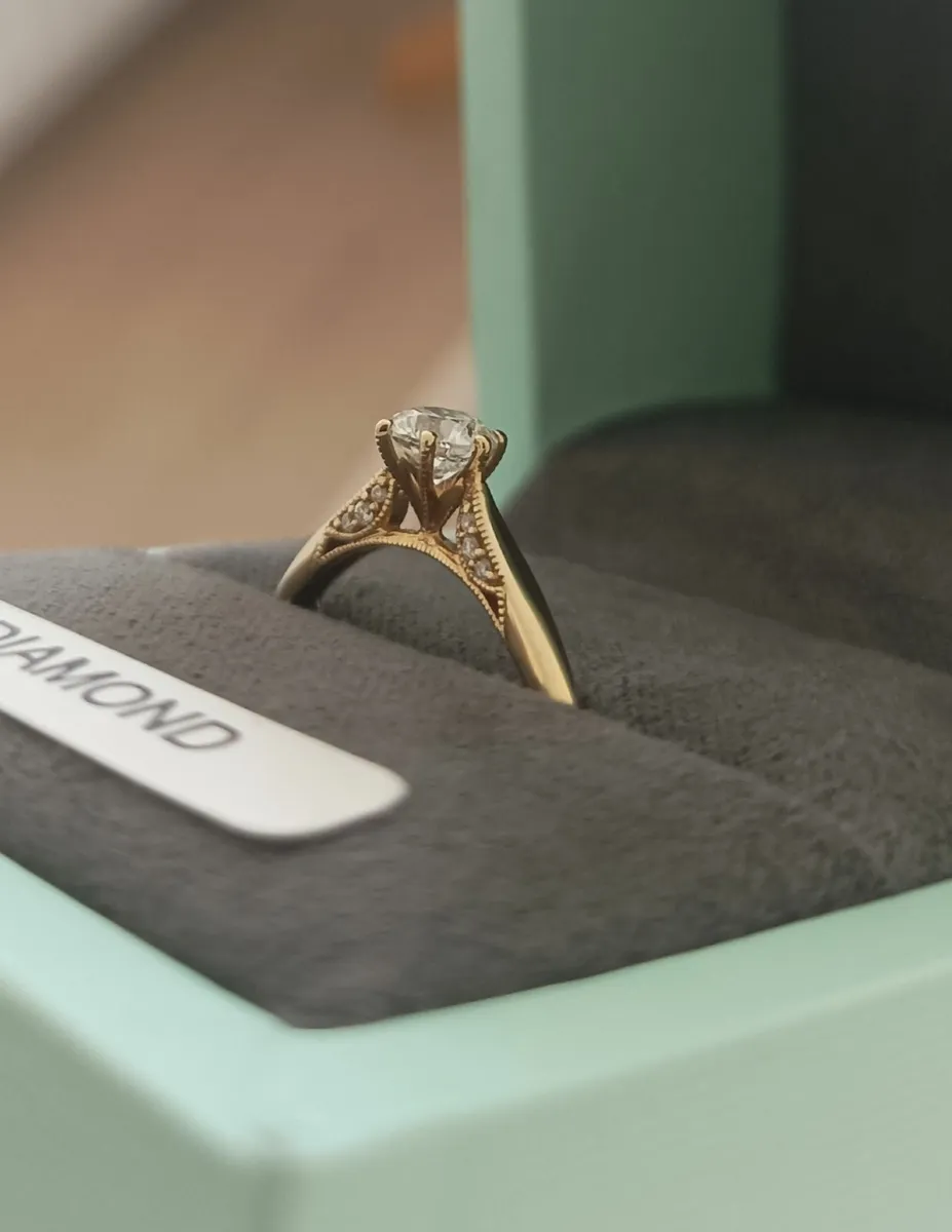 Engagement Ring, Natural Diamond - Image 1