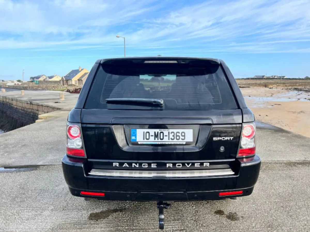 Land Rover Range Rover Sport 3.0 V6 SE Comm 5DR A - Image 4