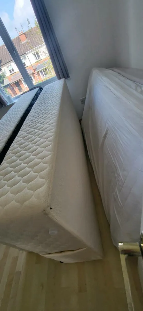 2 x single beds - Image 2