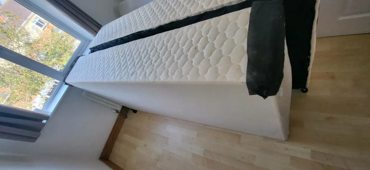 2 x single beds - Image 4