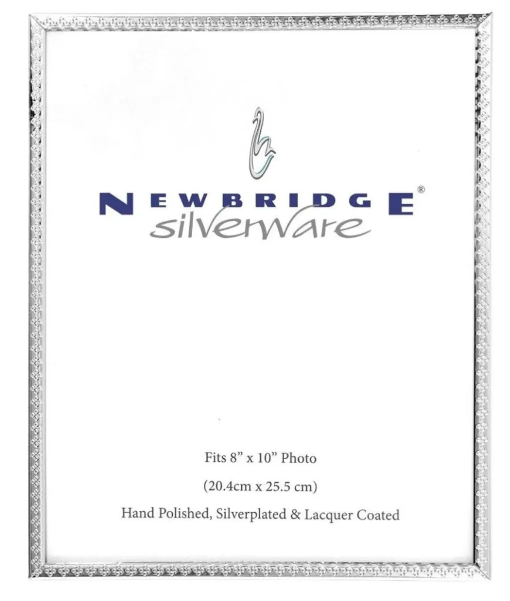 Newbridge Decorative Edge 8 x 10 Frame x 2 - Image 1