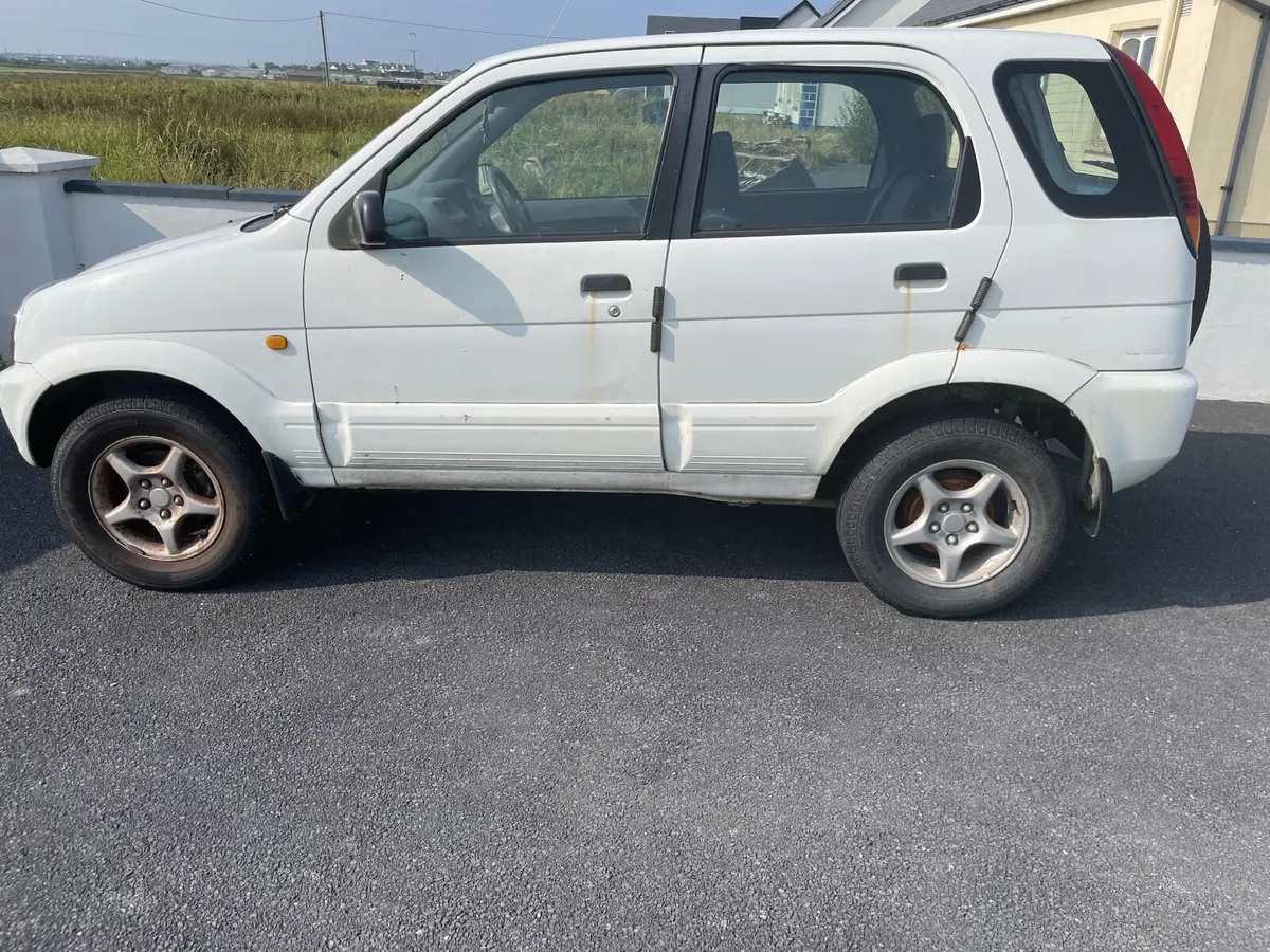Daihatsu Terios 2001 - Image 1