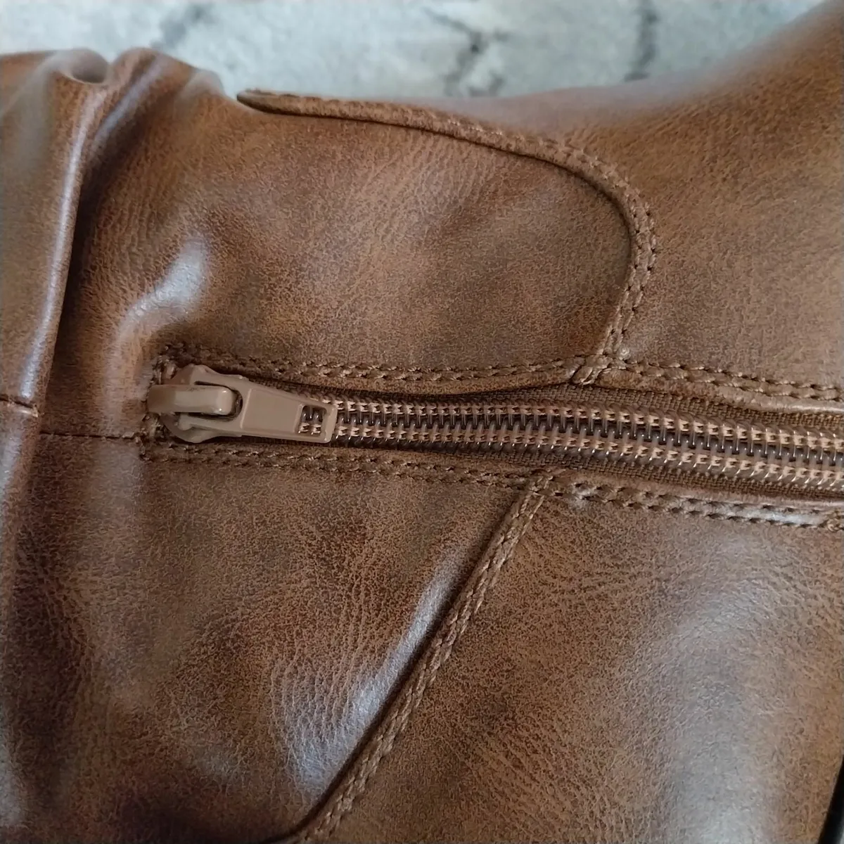 Women winter leather boots uk6 eu39 - Image 4