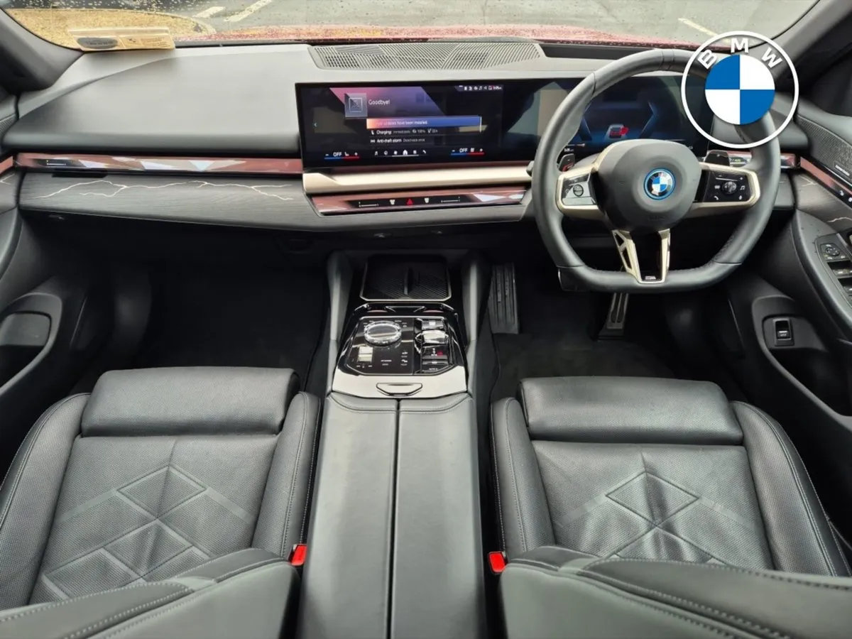 BMW 5 Series 550e Xdrive M Sport Pro Saloon - Image 4