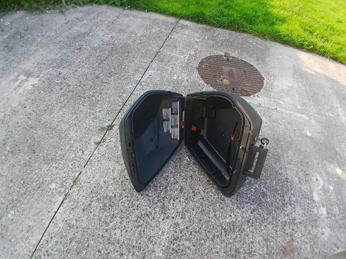 Bike Panniers - Image 3