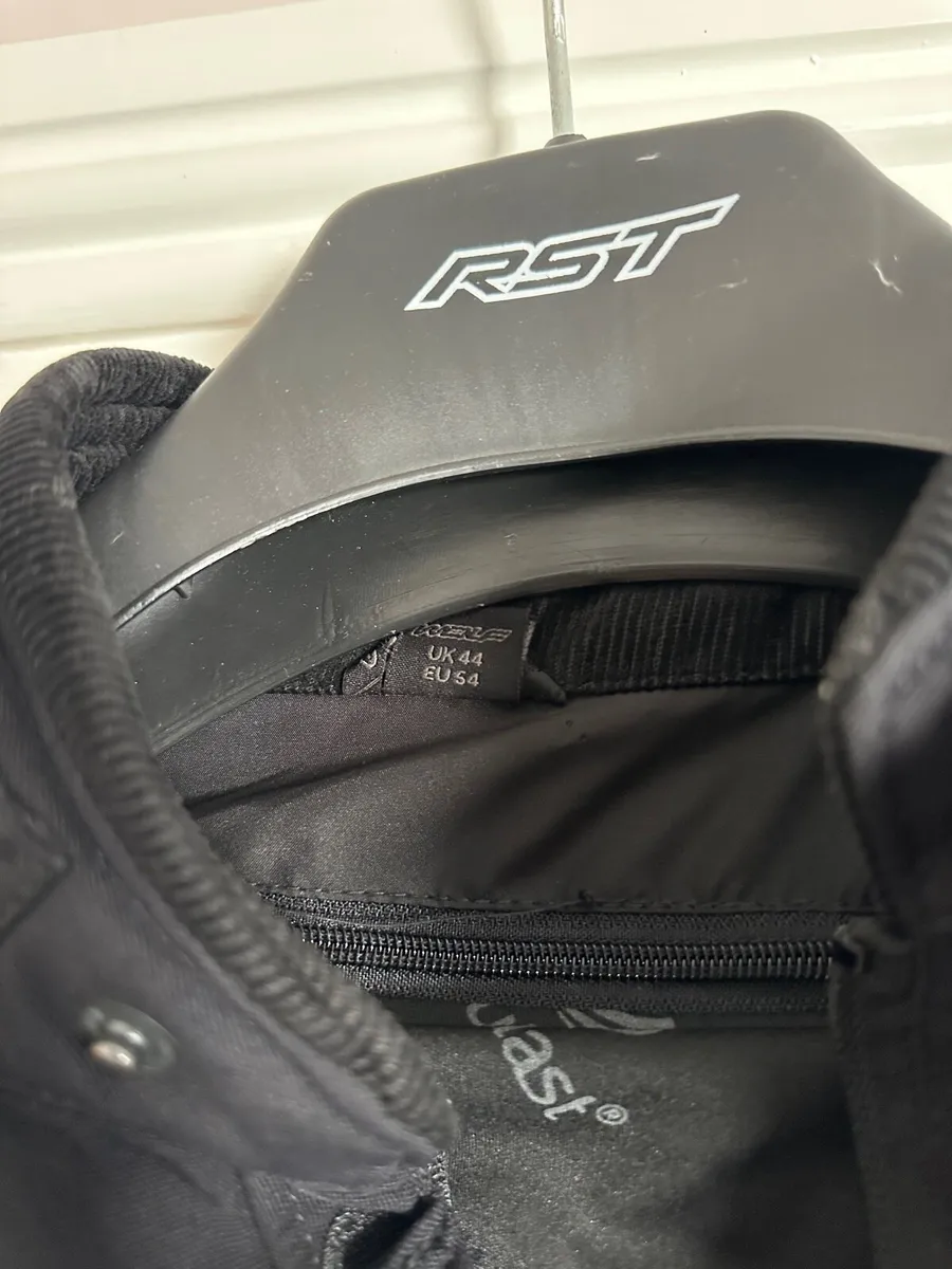 Motorbike jacket - Image 3