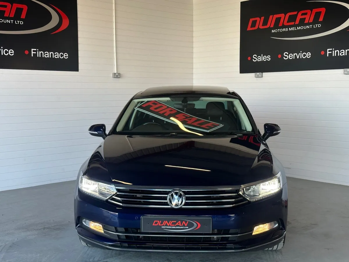 Volkswagen Passat gt top spec - Image 2