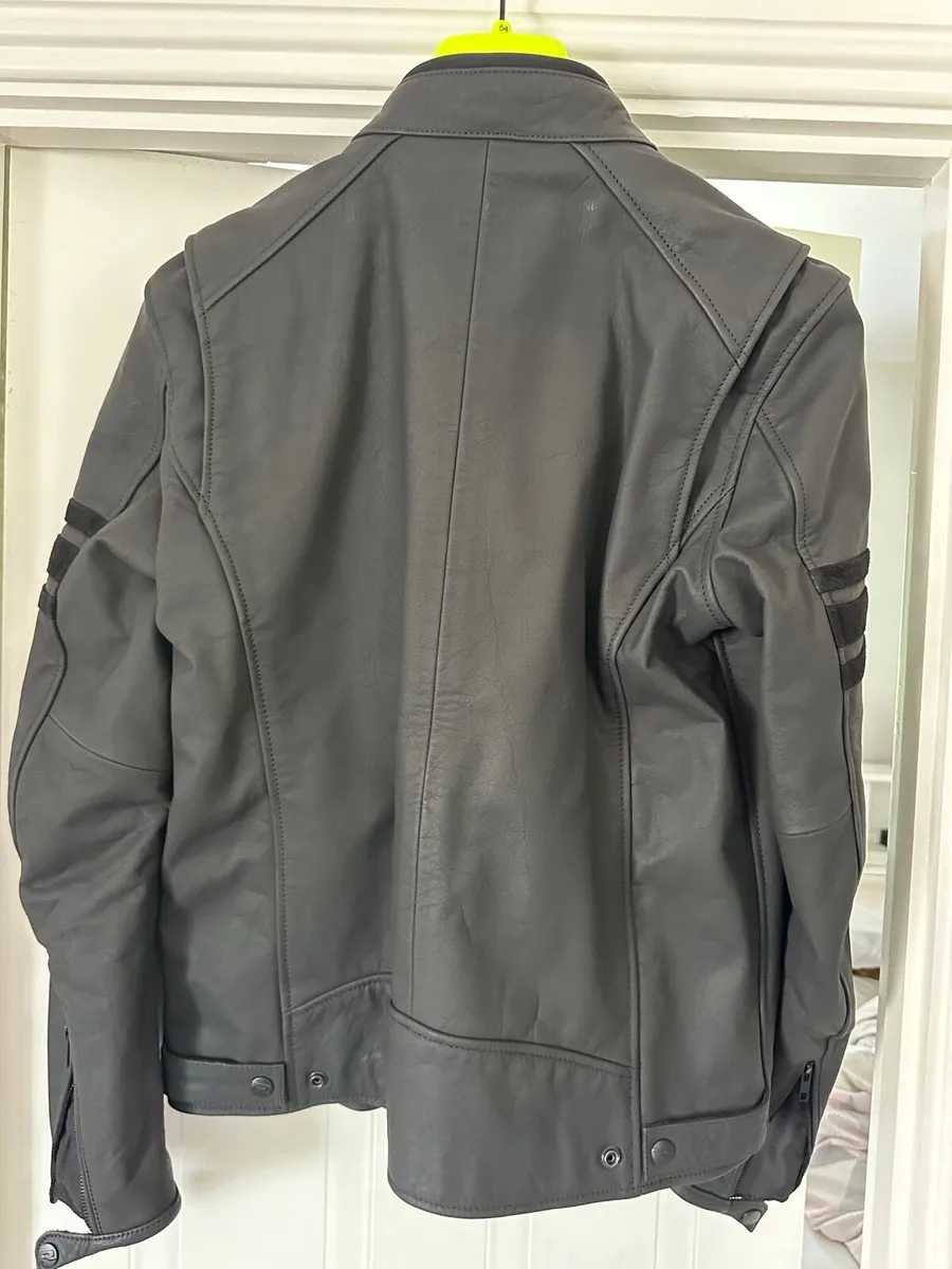 Motorcycle Leather Jacket and Jeans - Image 2