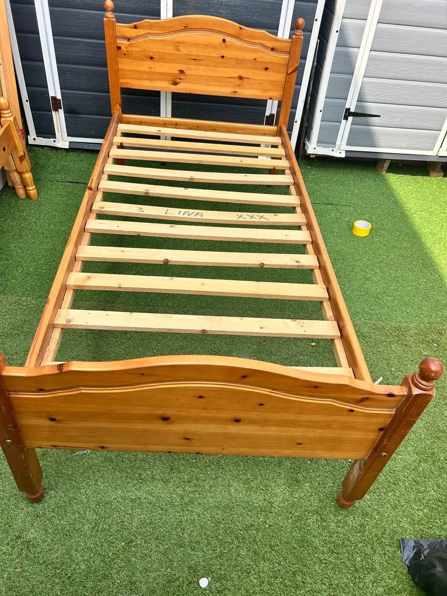 Single bed frame