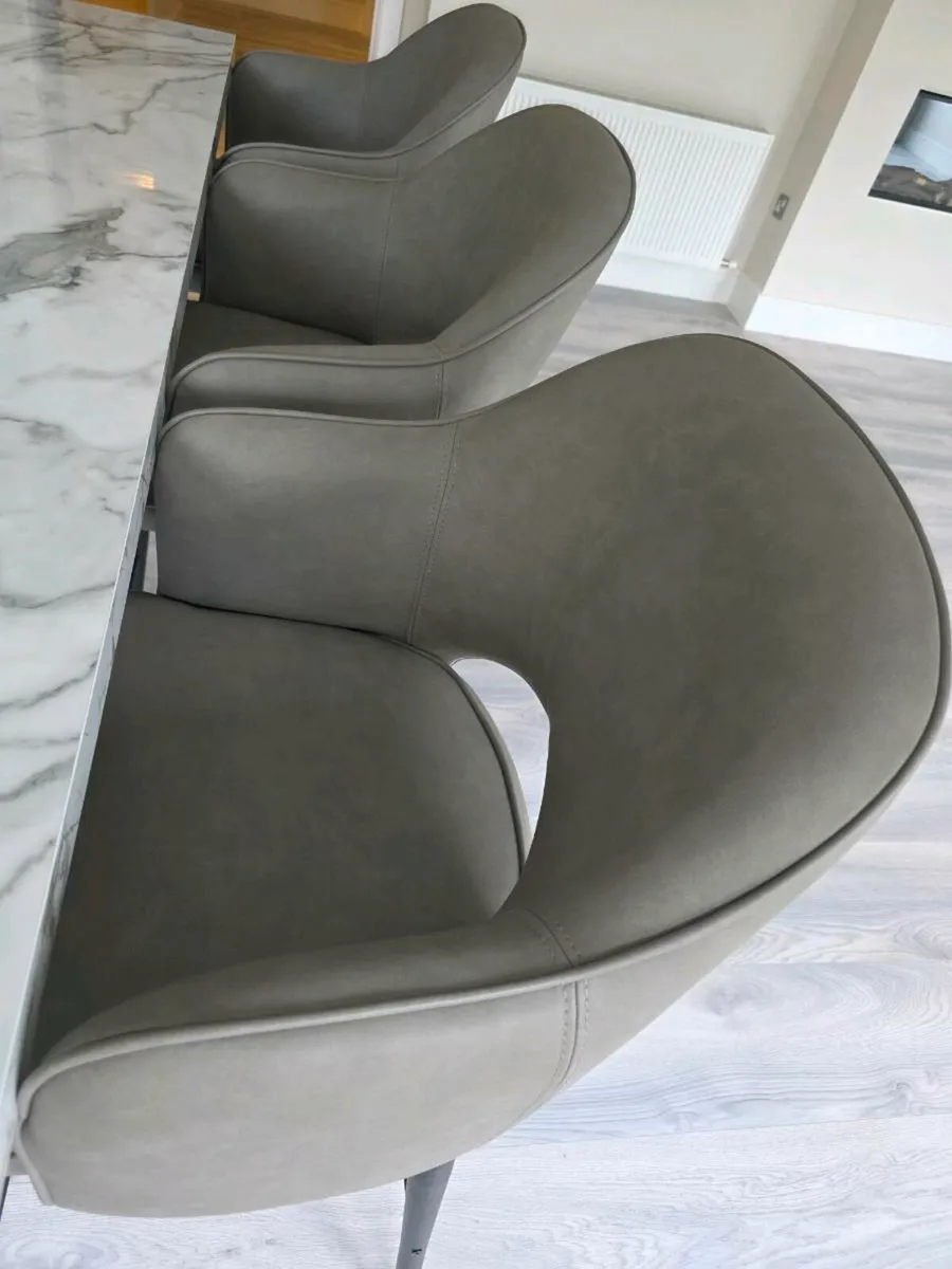 Kitchen stools - Image 3