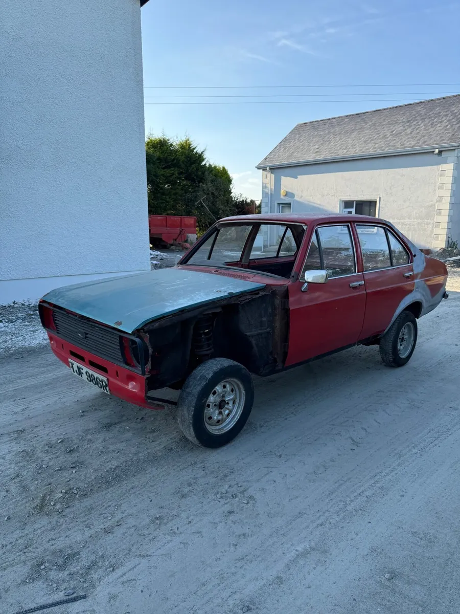 Ford Escort 1977 - Image 2