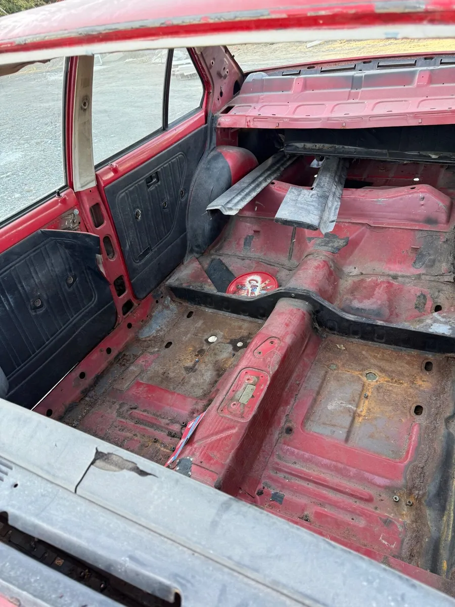 Ford Escort 1977 - Image 3