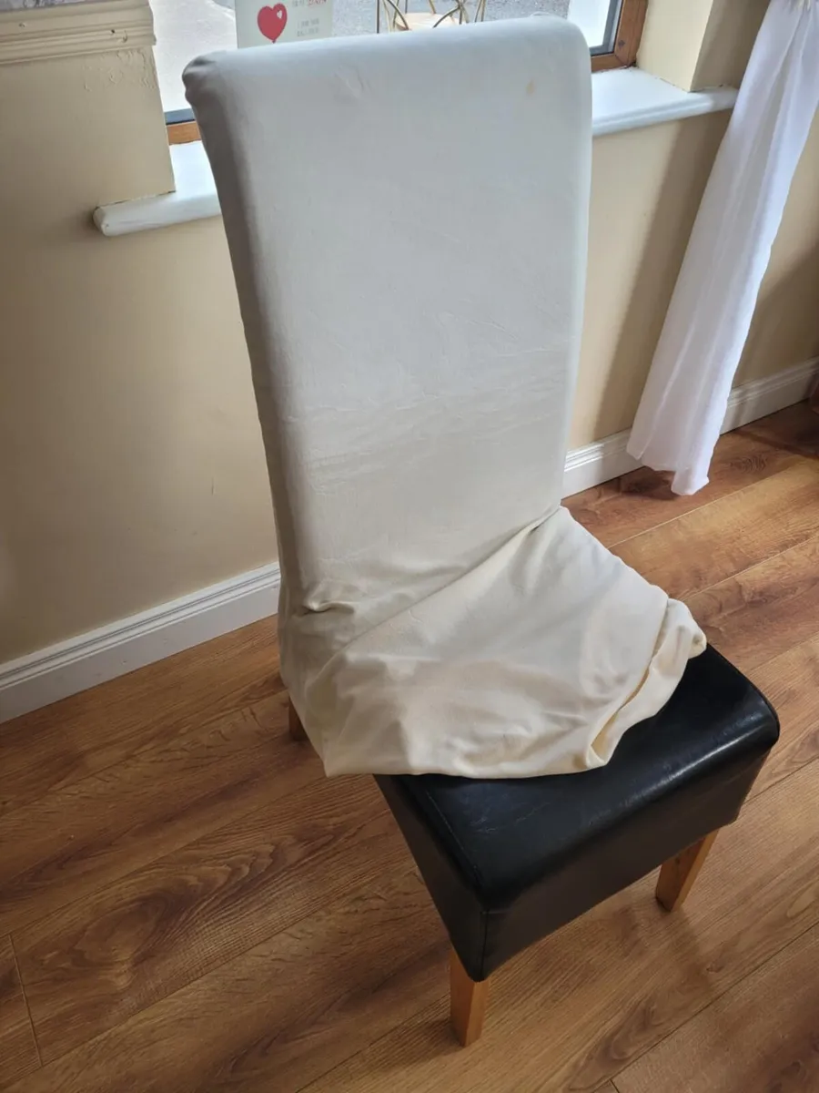 Table and 6 Chairs - Image 2